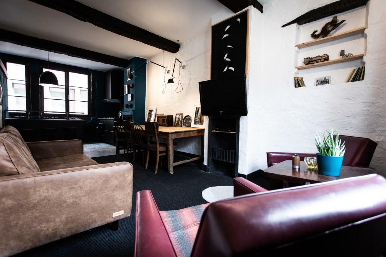Appartement Atypique - Coeur Historique De Liege Luaran gambar
