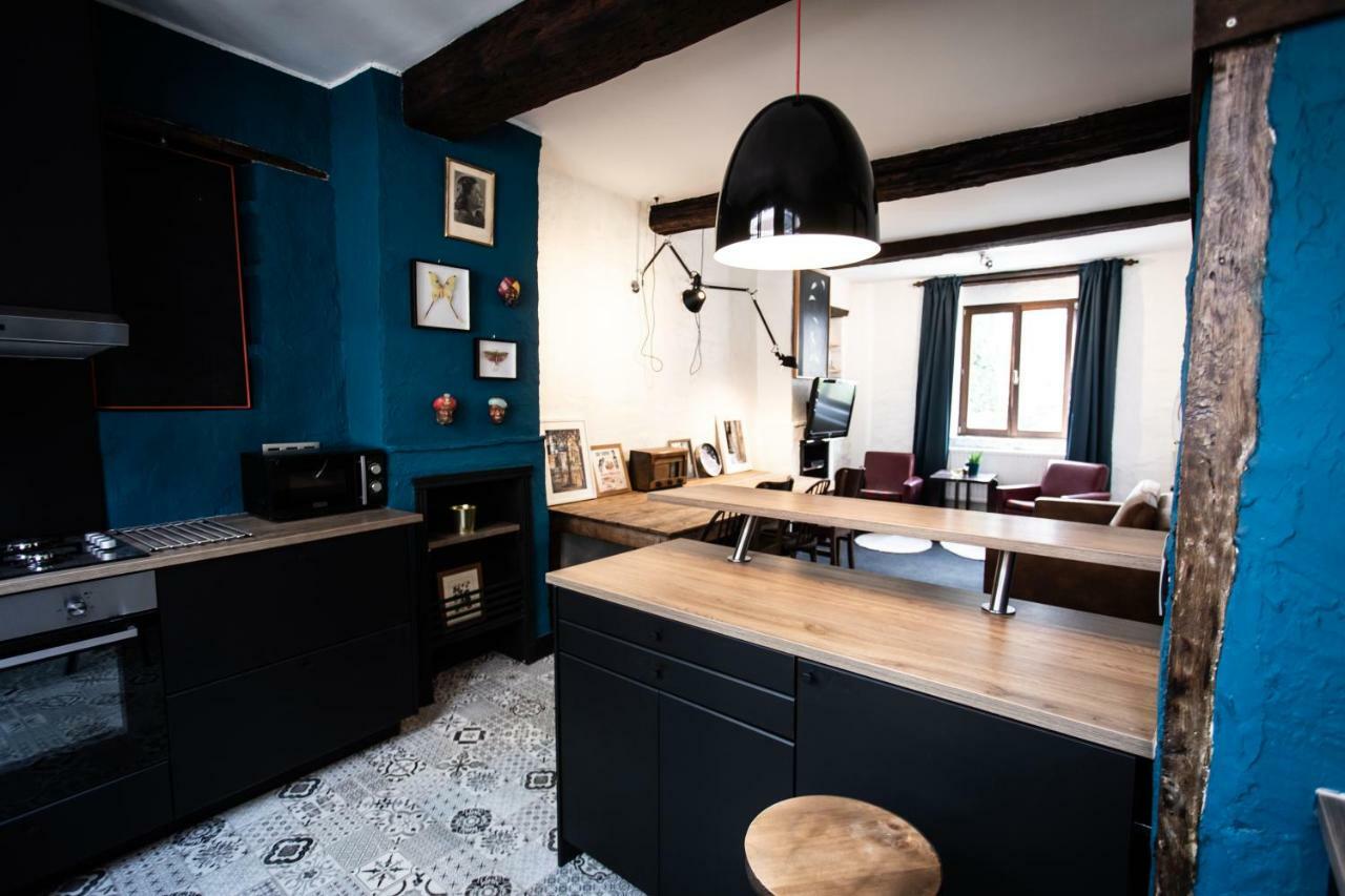 Appartement Atypique - Coeur Historique De Liege Luaran gambar