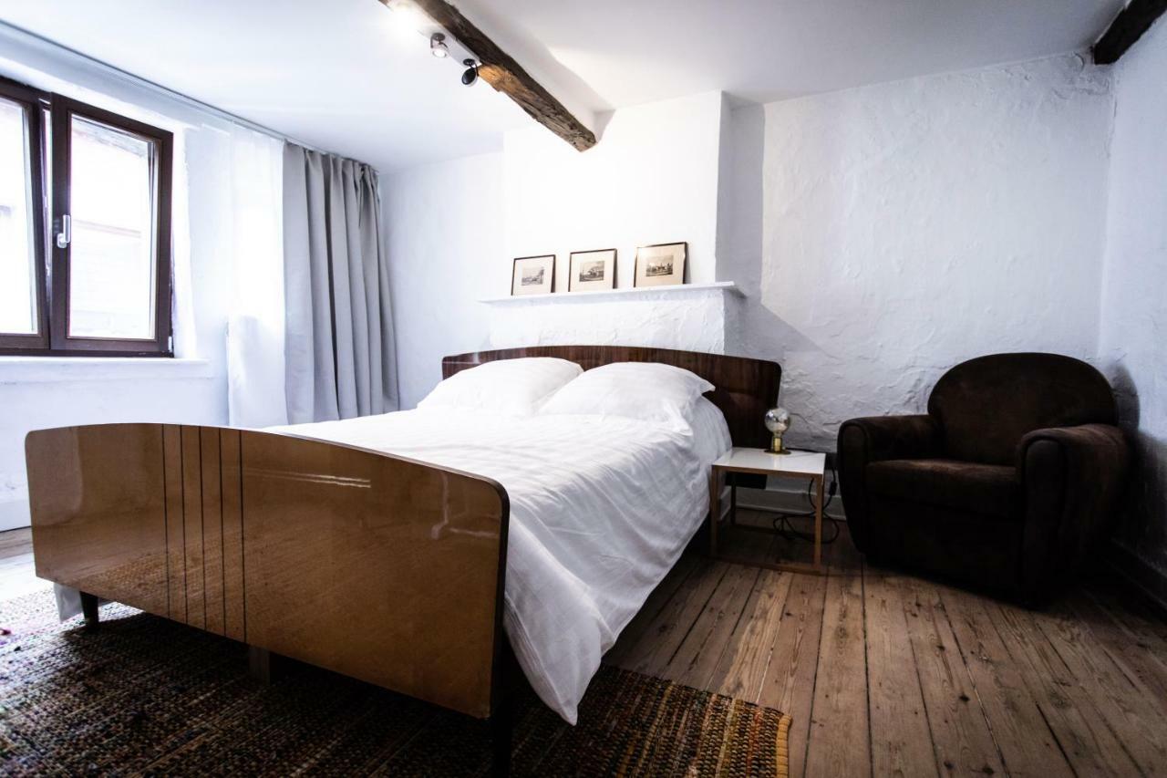 Appartement Atypique - Coeur Historique De Liege Luaran gambar