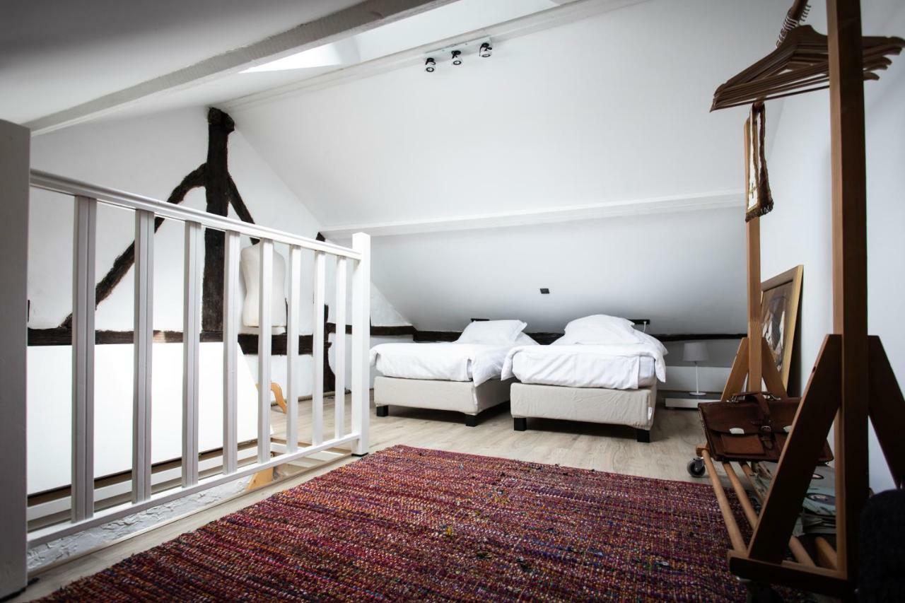 Appartement Atypique - Coeur Historique De Liege Luaran gambar